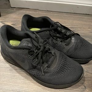 Black running Nikes